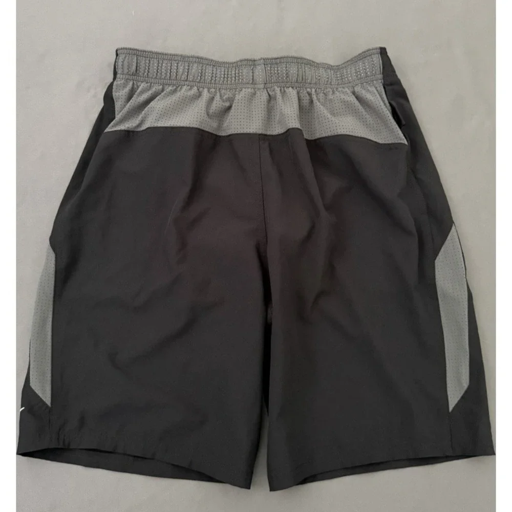 Nike Core Contend Volley Swim Trunks Men's Size Medium Black Drawstring Lined